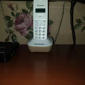 Panasonic KX-TG1611 Pesawat Telepon Wireless Rumah Kantor Bank Indihome - Putih