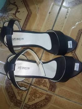 Product Review of Paket Bundling 3set kacamata+tas Laura+hak tahu dhl 5cm Sandal Wanita from Tokopedia customer review 0