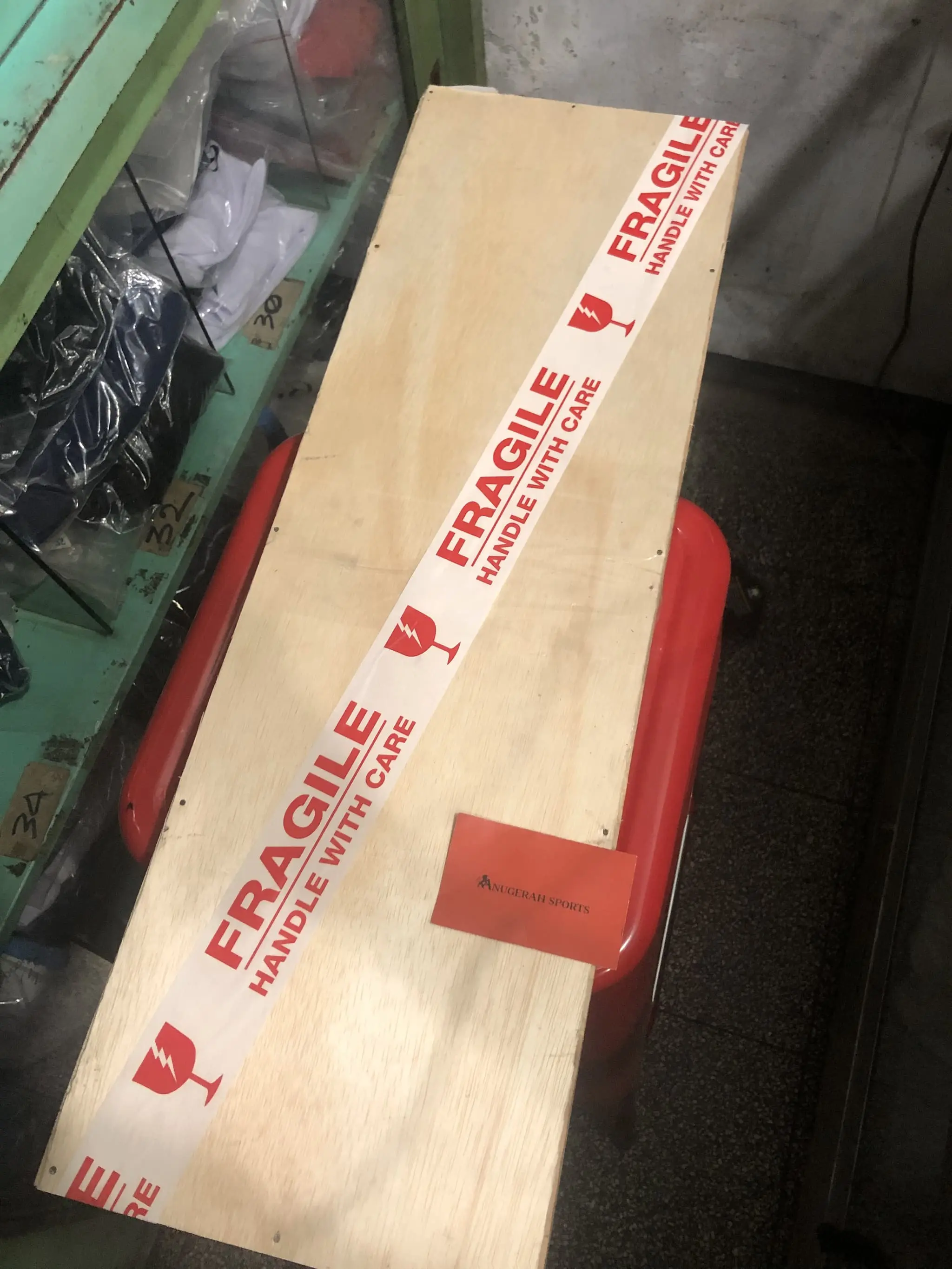 PACKING KAYU UNTUK RAKET PASTI AMAN