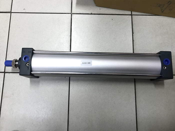 Gambar SC 63 x 300 CYLINDER STANDART CYLINDER KOTAK dari Distributor Pneumatic Kota Administrasi Jakarta Barat Tokopedia
