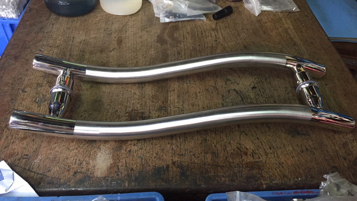 Gambar Pull handle tarikan pintu stainless steel model “S” 45 cm as 30 cm dari Guna semangat Kota Administrasi Jakarta Barat Tokopedia