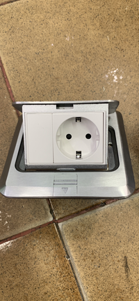 Gambar Stop kontak lantai ALBION AL ( schuko socket + blank plat) dari BestBright Store Kota Administrasi Jakarta Pusat 1 Tokopedia