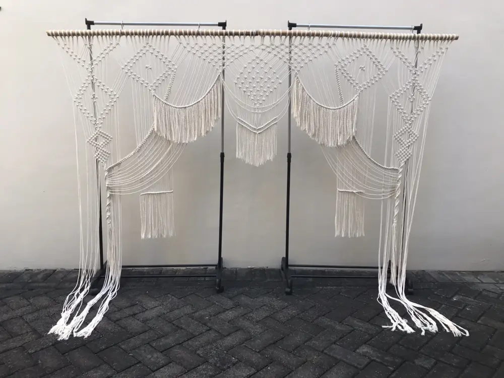 Custom macrame back drop bisa untuk wedding atau acara
