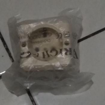 Product Review of SAKLAR SINGLE BRIGHT-G OUTBOW DITEMPEL SAKLAR ENGKEL BG-701 BG701 from Tokopedia customer review 0