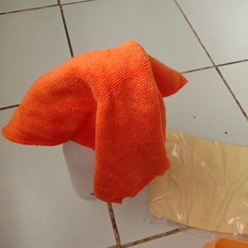 Product Review of MICROFIBER CLEANING CLOTH size:35×35cm Merek Nagata 0001 MF from Tokopedia customer review 0