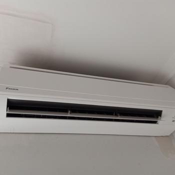 Product Review of AC DAIKIN STANDART 2PK FTV50 from Tokopedia customer review 1