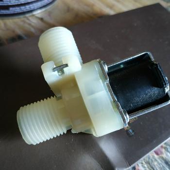 Product Review of Selenoid Valve Plastik Drat 1/2" x 1/2" Drat AC 220-240 Volt Air from Tokopedia customer review 1