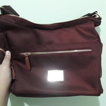 Product Review of Phillipe Jourdan Aurora Tas Selempang Wanita Maroon from Tokopedia customer review 0