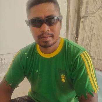 Product Review of Kacamata Hitam MP3 Sunglass Bluetooth Kacamata Touring Berkwalitas from Tokopedia customer review 1