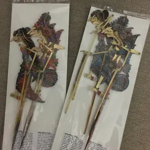 Wayang Kulit Rama dan Shinta Ukuran 30 cm