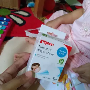 PIGEON Natural Feel Nipple Shield Pelindung Puting Ibu Menyusui