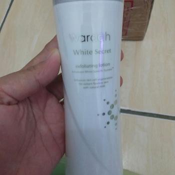 Product Review of WARDAH Crystal Secret Exfoliating Toner with Natural AHA+PHA 125 ml - Toner Untuk Eksfoliasi dengan Extract Edelweiss - Mencerahkan dan Menyamarkan Flek Hitam - Skincare from Tokopedia customer review 0