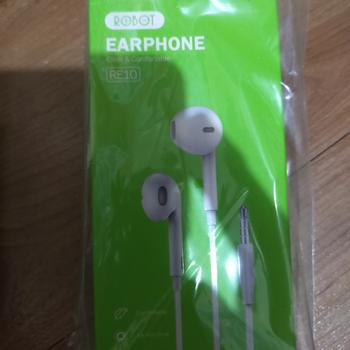 Product Review of ROBOT Headset RE10 Wired Headset Wired Earphone Bass Original - Garansi Resmi 1 Tahun (RE10) [ BISA COD ] Headphone from Tokopedia customer review 0