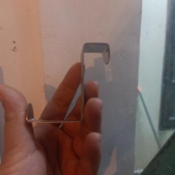 Product Review of UNISO HOME - [1 PCS] GANTUNGAN PINTU BESI HOOK TANPA PAKU from Tokopedia customer review 0