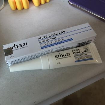 Product Review of Erha Acne Spot Gel Care Lab 10g Obat Jerawat from Tokopedia customer review 0