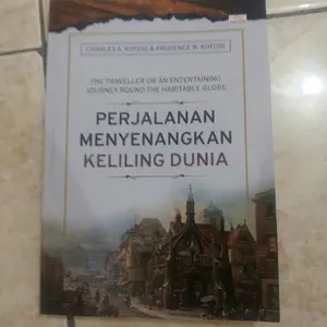 Buku Perjalanan Menyenangkan Keliling Dunia