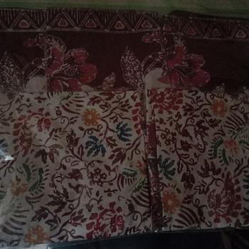 Product Review of TAPLAK MEJA TAMU BULAT BATIK MOTIF CUIRI from Tokopedia customer review 2