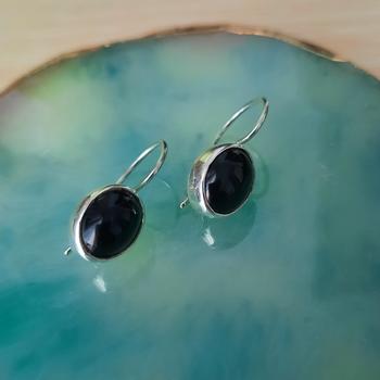 Product Review of Anting Wanita Perak Bali Asli 925 Black Onyx Oval from Tokopedia customer review 3