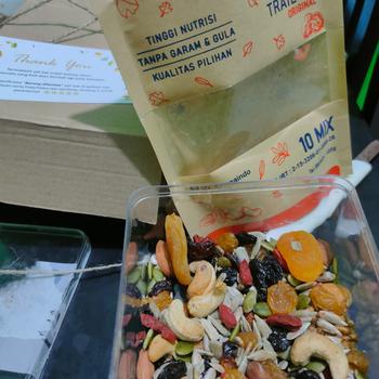 Product Review of CEMILAN SEHAT ORGANIC KACANG KACANGAN BIJI BIJIAN MIX FRUIT DRIED from Tokopedia customer review 0