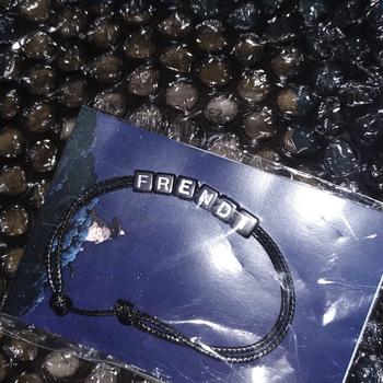 Product Review of Gelang Tali Inisial Nama Huruf Dadu Custom Pria Wanita Couple Sahabat from Tokopedia customer review 1