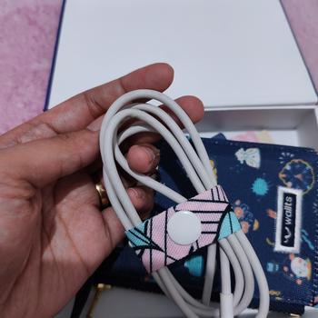 Product Review of Wallts Kara  Esteem -  dompet Lanyard  kanvas  kartu dan  uang Card Name Tag Id Card Pria dan Wanita Cowok from Tokopedia customer review 3