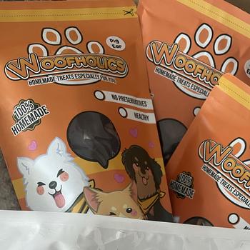 Product Review of Woofholics Pig Ear Strips / Kuping Babi / Dog Snack Cemilan Anjing from Tokopedia customer review 0