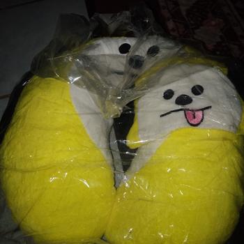 Product Review of (FREE PENUTUP MATA )Bantal leher bt korea kpop 8karakter Bed Hadiah from Tokopedia customer review 1