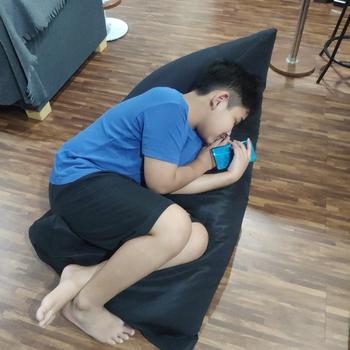 Product Review of BEANBAG WATERPROFF Triangle Size Large Plus ISI | bean bag waterproof sofa from Tokopedia customer review 0