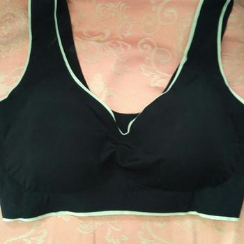 Product Review of Bra Wanita Seamless Tali Lebar Dua Warna Pakaian Dalam Cewek - BH4 from Tokopedia customer review 3
