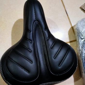 Product Review of Sedel Sadel Saddle Sepeda Pacific Reflextor Lampu SUSPENSI XTRA EMPUK from Tokopedia customer review 1