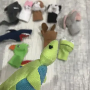 WMO IK60166139 TITA Boneka jari warna campuran set isi 10 pcs