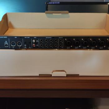 Product Review of Soundcard Behringer U-PHORIA UMC1820 / UMC 1820 from Tokopedia customer review 1