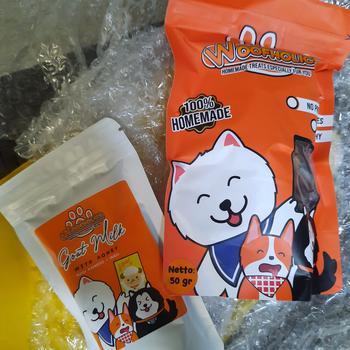Product Review of Woofholics Pig Ear Strips / Kuping Babi / Dog Snack Cemilan Anjing from Tokopedia customer review 0