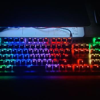 Product Review of Bloody B760 Full Light Strike/LK GAMING KEYBOARD from Tokopedia customer review 0
