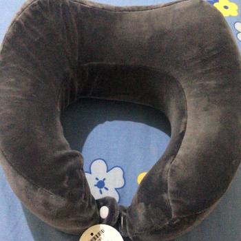 Product Review of TOMOMI - NECK PILLOW ESSE MEMORY FOAM ASSORTED from Tokopedia customer review 0