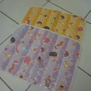 perlak pangku/alas ompol bayi/alas stroler uk 42cmx35cm((MOHON DIBACA UKURAN NYA))