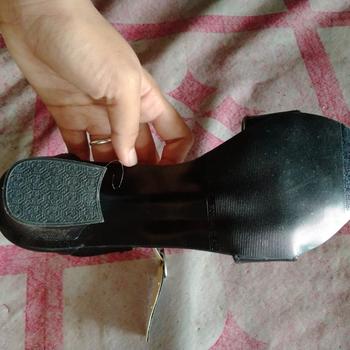 Product Review of Paket Bundling 3set kacamata+tas Laura+hak tahu dhl 5cm Sandal Wanita from Tokopedia customer review 0