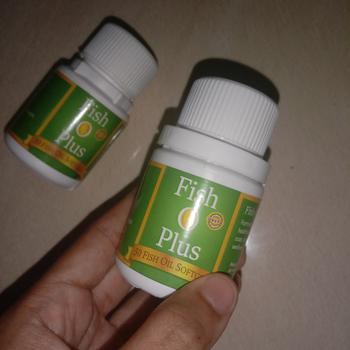 Product Review of FISH O PLUS 50 Minyak Ikan Omega Plus Vitamin Bulu Untuk Anjing Kucing from Tokopedia customer review 0