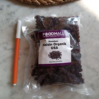 Product Review of Kismis / Black Raisin Organic USA PREMIUM 250 GRAM from Tokopedia customer review 0