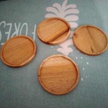 Product Review of SALE !!! wood coaster Rustic / tatakan gelas kayu diameter 10cm from Tokopedia customer review 0