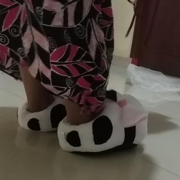 Product Review of SANDAL SEPATU KAMAR/INDOOR KARAKTER BONEKA SAPI COW HIPPO BULU HALUS from Tokopedia customer review 0