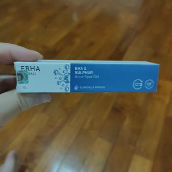 Product Review of Erha Acne Spot Gel Care Lab 10g Obat Jerawat from Tokopedia customer review 0