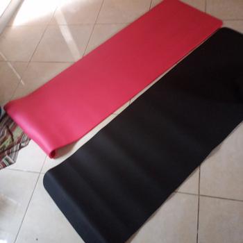 Product Review of MATRAS YOGA/YOGA MAT/KARPET GYM FITNESS PILATES 10MM from Tokopedia customer review 0