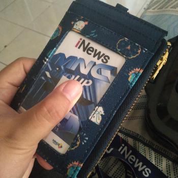 Product Review of Wallts Kara  Esteem -  dompet Lanyard  kanvas  kartu dan  uang Card Name Tag Id Card Pria dan Wanita Cowok from Tokopedia customer review 0