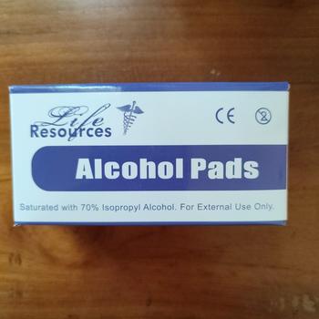 Product Review of Alcohol Swab Tisu Alkohol Pads 1 Box isi 100 Murah from Tokopedia customer review 0