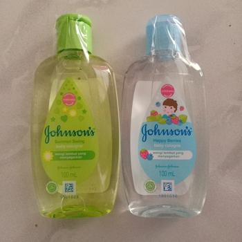 Product Review of Johnson Johnsons Baby Cologne Summer Swing / Powder Mist / Happy Berries / Slide / Heaven 100ml Minyak Wangi Bayi from Tokopedia customer review 0