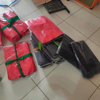 Product Review of Tas Spunbond Handle uk 25x35x8 / Goodie Bag / Tas Kain Polos from Tokopedia customer review 0