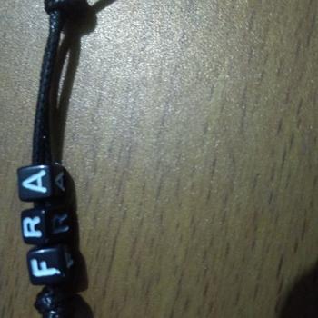 Product Review of Gelang Tali Inisial Nama Huruf Dadu Custom Pria Wanita Couple Sahabat from Tokopedia customer review 0