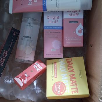 Product Review of Emina Star Lash Aqua Mascara 5 g - Lentik dan Natural Mudah Dibersihkan from Tokopedia customer review 0