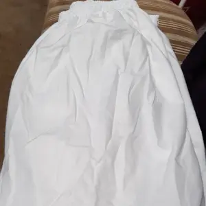 BEDSKIRT BED SKIRT / PENUTUP KOLONG RANJANG